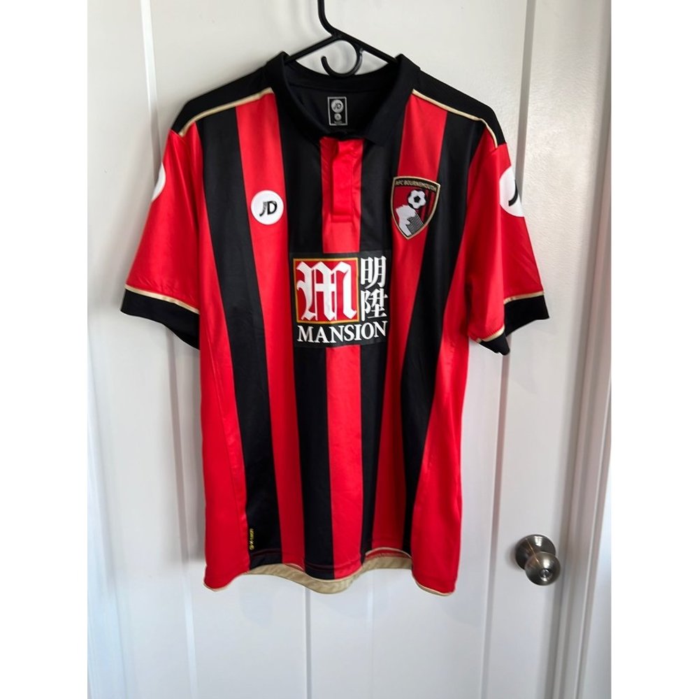 AFC Bournemouth 2015/16 home shirt.
